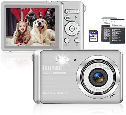 Digital Camera, Rechargeable 30MP Point and Shoot Camera with 32GB SD Card 18X Digital Zoom, Compact Camera for Kids Teens Aldults Elders (Silver)